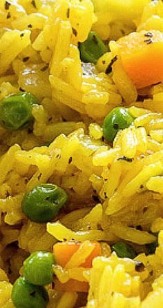 Vegetable Rice Pilaf, Rice With Peas, Rice Dishes Recipes, Egg Rice, Rice Side Dish Recipes, Pilaf Recipes, Peas And Carrots, Rice Side, Rice Recipes For Dinner