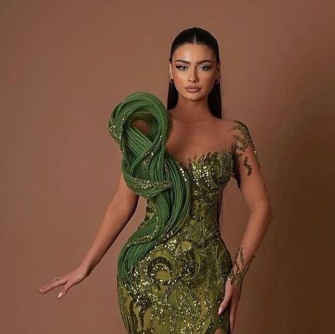 Wedding Guest Reception Dress, Matric Dresses Unique, Dinner Gowns Classy Style, Brown Wedding Themes, Nigerian Dress Styles, Fancy Robes, Matric Dress, Lace Princess Wedding Dresses, Glam Wedding Dress