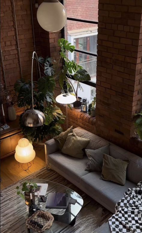 Brick Loft Apartment, Brick Wall Apartment, Exposed Brick Apartment, City Loft Apartment, New York Living Room, New York Apartment Aesthetic, Urban Loft Apartment, Loft Apartment Aesthetic, New York Studio Apartment