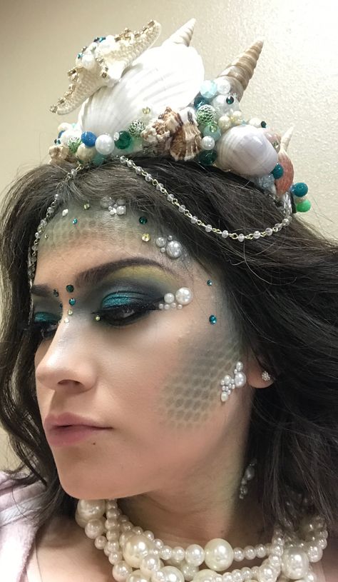 Mermaid Pearl Makeup, Siren Headdress, Siren Cosplay, Mermaid Fancy Dress, Mermaid Costume Makeup, Ocean Makeup, Shell Makeup, Mermaid Headdress, Medusa Makeup