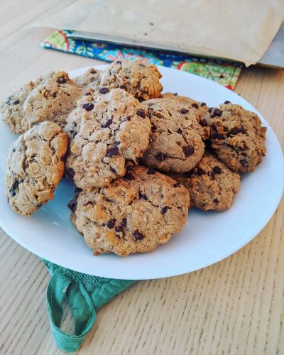 Cassava Flour Chocolate Chip Cookies, Cassava Flour Oatmeal Cookies, Hyperthyroid Diet, Cassava Flour Cookies, Tigernut Recipes, Cassava Recipes, Healthier Desserts Clean Eating, Aip Cookies, Paleo Cakes