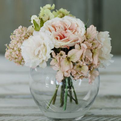 Bowl Floral Arrangements, Fish Bowl Centerpiece Wedding, Fishbowl Centerpiece, White Flower Centerpieces, Glass Bowl Decor, Glass Vases Centerpieces, Spring Floral Arrangements, Artificial Floral Arrangements, Floral Arrangements Diy