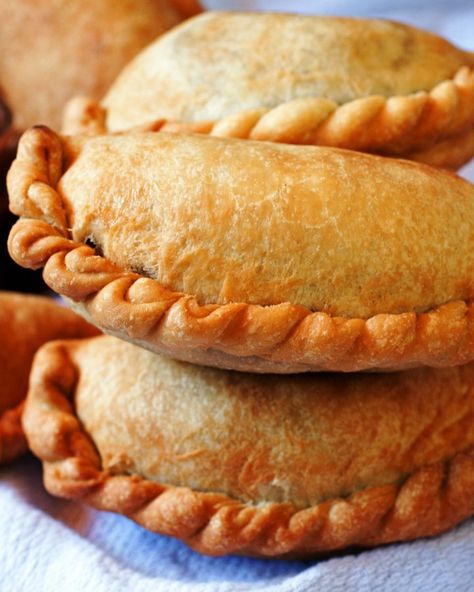 Bolivian Empanadas, Bolivian Recipes, Bolivian Food, Chicken Empanadas, Empanadas Dough, Beef Empanadas, Empanadas Recipe, Hand Pies, Salted Butter