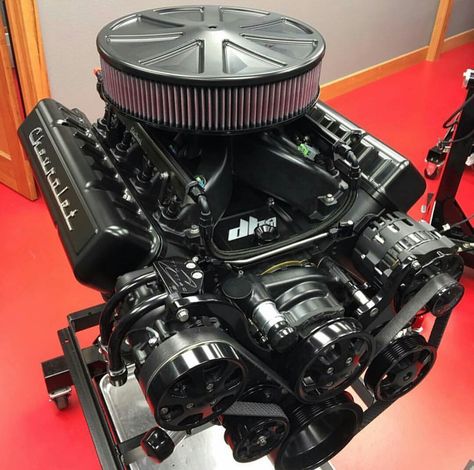 Chevy LS engine 350 Chevy Engine, 350 Engine Chevy, Ls Engine Painted, Chevy 350 Engine, Cars Cheap, Chevy Ls Engine, Modded Cars, Ls1 Engine, Cars Black