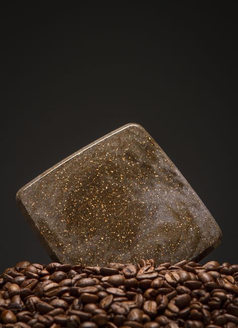 That’s Caffeine is a unique material created from recycled coffee grounds. It’s discovered process allows the creation of a range of products and surfaces that offer new and exciting design possibilities for both interior and exterior projects. Sustainable Materials Interior Design, Sustainable Materials Interior, Material Experiment, Recycled Coffee Bags, Sustainable Interior, Recycled Tile, Eco Materials, Artificial Marble, Sustainable Building Materials