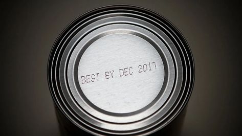 Expiration Dates On Food, Expired Food, Picky Kids, Expiration Date, Baby Formula, Food Facts, Food Labels, Canned Food, Food Market