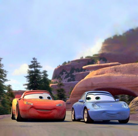 Lightning Mcqueen And Sally Matching Pfp, Lighting Mcqueen And Sally Couple, Lightning Mcqueen And Sally Wallpaper, Cars Couple Wallpaper, Mcqueen And Sally Wallpaper, Pixar Cars Aesthetic, Pixar Cars Tattoo, Cars Matching Pfp, Sally And Lightning Mcqueen