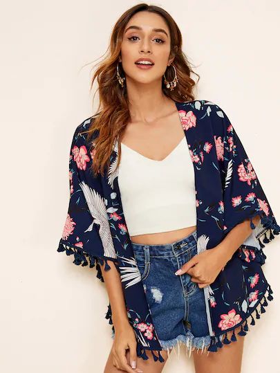 Thrift Wishlist, Egypt Fashion, Plus Size Kimono, Mode Kimono, Mode Hippie, Wardrobe Goals, Floral Print Kimono, Cover Beachwear, Womens Kimono