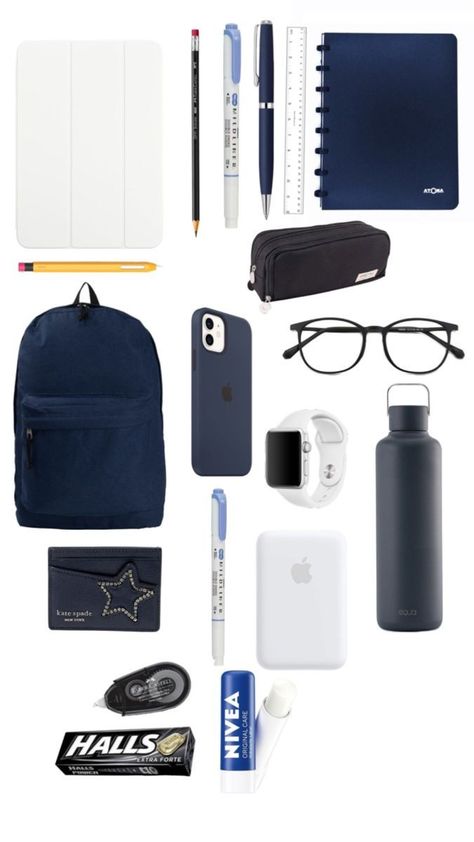 Everyday Bag Essentials, Street Style Outfits Casual, Surf Jewelry, School Bag Essentials, Backpack Essentials, Inside My Bag, Handbag Essentials, School Things, Stationary School