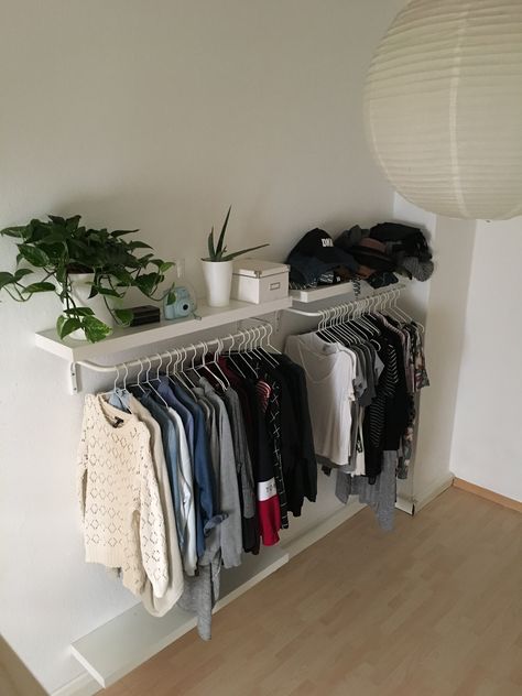 Minimalist Bedroom Clothing Rack, Room Ideas Clothing Rack, Hanging Wardrobe Ideas Small Spaces, Clothes Rail Bedroom Aesthetic, Clothes Rail Ideas, Clothing Rack In Bedroom, Wardrobe Room Design, Bedroom Makeup Station, Clothing Rack Bedroom