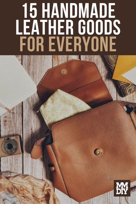 Simple Leather Craft Ideas, Popular Leather Products, Useful Leather Projects, Leather Products Ideas Handmade, Easy Leather Crafts To Sell, Leather Goods Ideas, Leather And Wood Projects, Leather Making Ideas, Beginner Leather Projects Ideas