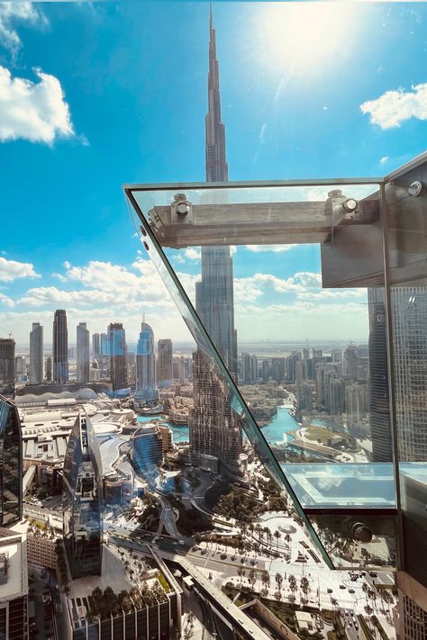 Sky Views Observatory - observation deck Sky View Observatory Dubai, Sky View Dubai, Dubai Tickets, Dubai Downtown, Dubai Lifestyle, Lifestyle Goals, Desert Living, Modern Metropolis, Dubai Style