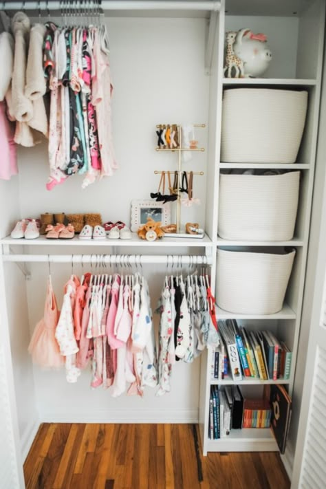 baby room organization hacks (1) Bow Organization, Room Organization Hacks, Organization Nursery, Toddler Closet, Baby Room Closet, Small Baby Room, Baby Nursery Closet, Nursery Reveal, Nursery Closet Organization