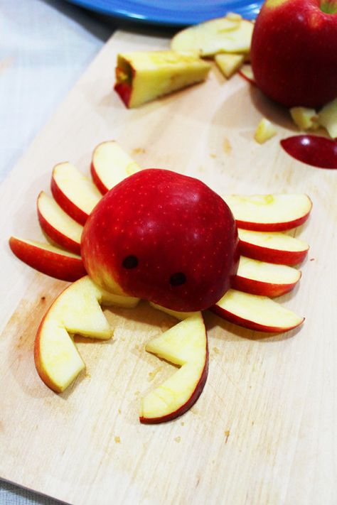 Apple Crab Snack, Apple Crab, Diy Crab, Fruits Recipes, Crab Apples, Apple Snacks, Snack For Kids, Date Cake, Kid Snacks