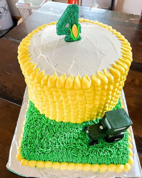 Corn Party Decorations, Corn Themed Birthday Party, Corn Roast Party Decorations, Corn On The Cob Cake, Corn Themed Party, Corn Birthday Cake, Corn Shaped Cake, Corn Birthday Party, Kitty Corn Birthday Cake