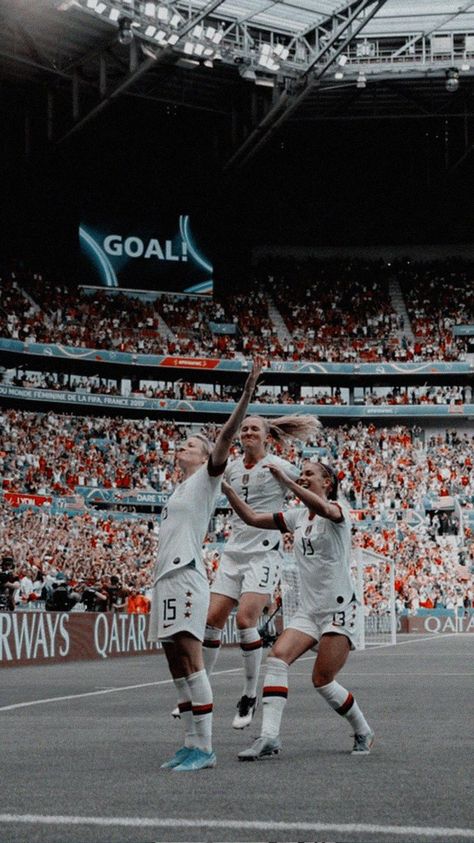 Soccer Asthetic Picture, Soccer Girl Aesthetic, Soccer Team Pictures, Us Women's National Soccer Team, Soccer Pics, Goals Videos, Soccer Goals, Uswnt Soccer, Soccer Photography