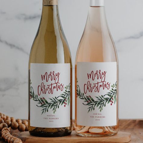 A festive, red, green and white merry christmas wine label featuring bold script and watercolor greenery with leaves and berries. Makes a great gift or christmas holiday party favor. #ad Christmas Wine Labels, Holiday Wine Label, Christmas Branches, Sparkling Wine Label, Christmas Party Themes, Christmas Pregnancy Announcement, Christmas Holiday Party, Christmas Wine Bottles, Holiday Party Favors