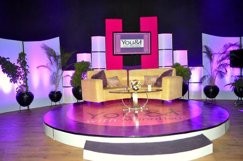 'You & I' with Monalisa Talk Show Stage Design, Talk Show Set Design Ideas, Talk Show Set Design, Podcast Setup, Waiting Room Design, Tv Set Design, Tv Talk Show, Tv Studio, Church Furniture