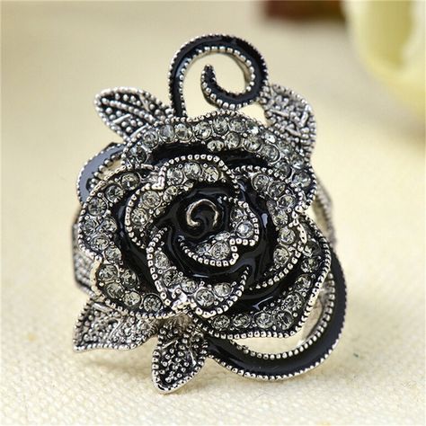 Gothic Jewelry Rings, Black Rose Ring, Black Rose Flower, Gothic Engagement Ring, Flower Rings, Gothic Ring, Ring Man, Steampunk Cosplay, Gothic Vintage