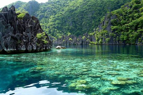 White Peak in Andap, New Bataan - Compostela Valley, Philippines Philippines Palawan, Coron Island, Palawan Island, Coron Palawan, Best Scuba Diving, Mountain Lakes, Exotic Places, Philippines Travel, Coron