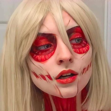 Female Titan Makeup, Female Titan Cosplay, Anime Cosplay Ideas Female, Titan Makeup, Annie Titan, Titan Cosplay, Aot Cosplay, Inuyasha Cosplay, Female Titan