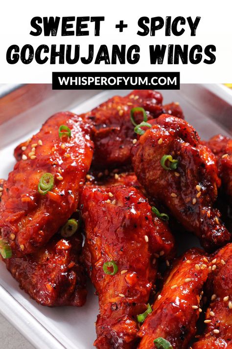 Sweet and spicy Korean gochujang wings garnished with sesame seeds and green onion Gochujang Wings, Gochujang Chicken Wings, Spicy Wings Recipe, Whisper Of Yum, Honey Rice, Quick Foods, Gochujang Chicken, Filipino Recipe, Spicy Wings