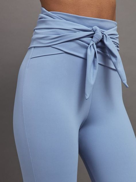 Wrap Legging - Light Blue Active Wear Outfits Women, Barre Outfit, Gym Chic, Sports Fashion Design, Sports Wear Fashion, Unique Workouts, Estilo Fitness, Fitness Leggings, Activewear Brands