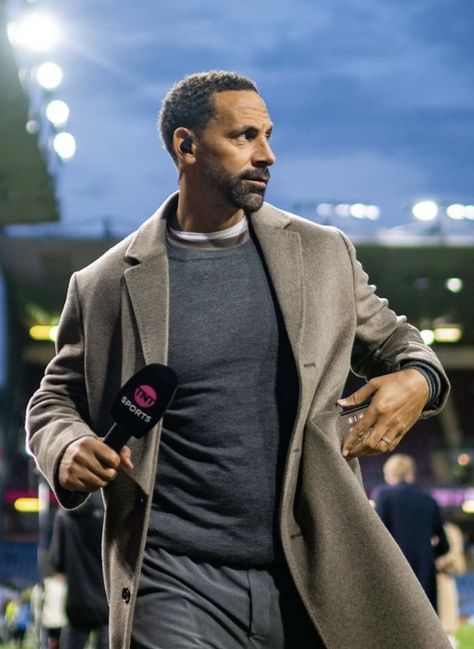 HALL OF FAMER - Rio Ferdinand's in the house Rio Ferdinand, Man United, Manchester United, Premier League, Manchester, The House, Soccer, The Unit, Hairstyles