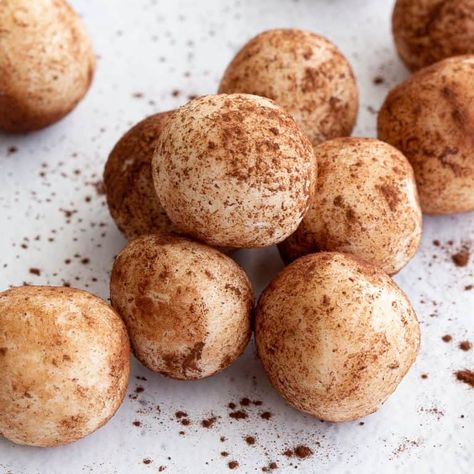 A favourite sweet treat, these 4 Ingredient Candy Spuds taste just like a Bounty! Creamy condensed milk is paired with coconut and rolled in cocoa for the ultimate sweet treat. Irish Potato Candy, Chocolate Coconut Slice, Potato Candy, Coconut Balls, Chocolate Powder, Crunchy Snack, Bread Serving, Caramel Cake, Homemade Beef