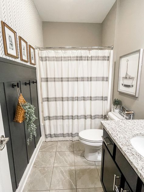 Simple Updated Bathroom, Bathroom Ideas With Beadboard, Trailer Home Bathroom Remodel, Black White And Tan Bathroom Ideas, Simple Kids Bathroom Ideas, Single Wide Bathroom Ideas, Manufactured Home Bathroom Remodel Ideas, Neutral Guest Bathroom Ideas, Tan Black And White Bathroom