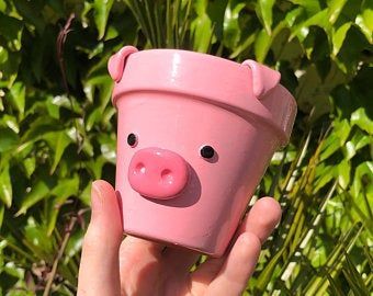 Pig Flower Pot, Animal Flower Pots, Pig Painting, Mini Plant Pots, Plant Pot Design, Flower Pot Art, Mini Plant, Painted Pots Diy, Painted Plant Pots