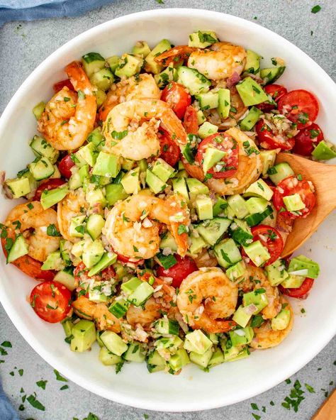 Whip up this fresh and easy Shrimp Avocado Salad in just 20 minutes! Juicy shrimp, creamy avocado, and a zesty lime dressing – perfect for any meal. #ShrimpSalad #HealthyRecipes #AvocadoLovers #QuickAndEasy #SummerSalad Salad With Shrimp And Avocado, Chicken Rotel Recipes, Shrimp Salad Recipes Healthy, Noom Healthy Meals, Avocado Shrimp Salad, Chicken Rotel, Shrimp Avocado Salad Recipe, Yum Salad, Shrimp And Avocado Salad