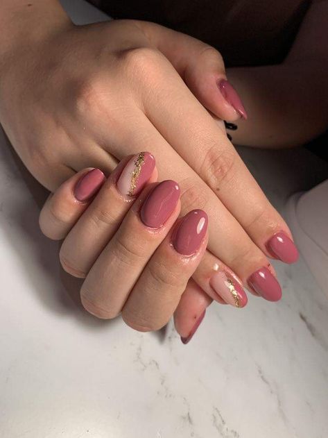 Pink nails aesthetic Casual Nail Extension Designs, Subtle Nail Extensions, Short Nail Extensions Designs, Acrylic Extensions Nails Design, Wedding Season Nails, Pink Gel Extension Nails, Simple Biab Nail Art, Simple Nail Extension Design, Nail Extension Designs Nude Color