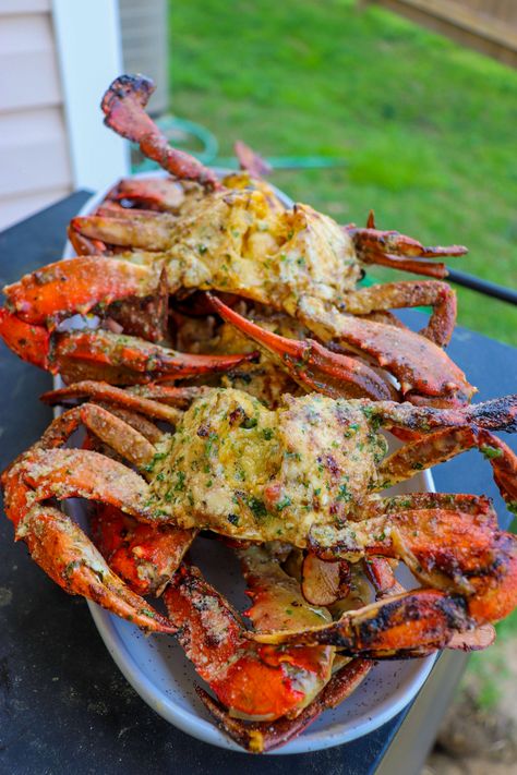 The+Best+Blue+Crabs+On+The+Grill Crab Marinade Recipes, Steamed Blue Crab, Roasted Crab Legs Oven, Grilled Snow Crab Legs Recipe, Grilled Blue Crab, Blue Crab Boil, Garlic Crabs Recipe, Whole Crab Recipes, Blue Crab Boil Recipe