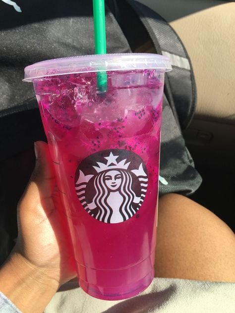 Starbucks Fresh Drinks, Dragonfruit Starbucks Drink, Starbucks Dragonfruit Refresher, Mango Dragonfruit Refresher Starbucks, Mango Dragonfruit Refresher Recipe, Mango Dragonfruit Lemonade Refresher, Mango Refresher, Starbucks Mango Dragonfruit Refresher, Mango Dragonfruit Lemonade