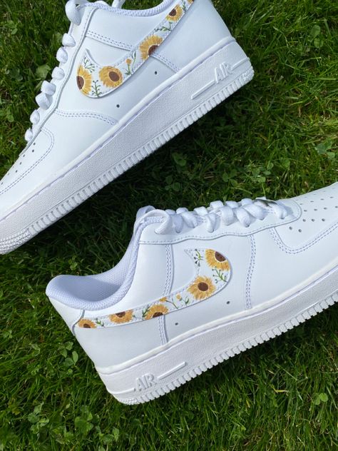 Nike Shoes Air Force, Nike Air Force 1s, Air Force 1s, Preppy Shoes, Yellow Sunflowers, Professional Shoes, Air Force 1 Custom, Custom Air Force 1, Baskets Nike