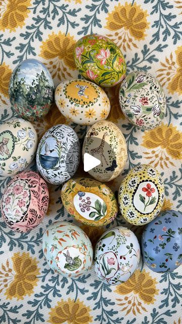 Painted Eggs Art, Heirloom Eggs, Riley Sheehey, Ceramic Eggs, Eggs Art, Unique Easter Eggs, Here Comes Peter Cottontail, Painted Eggs, Instagram Edit