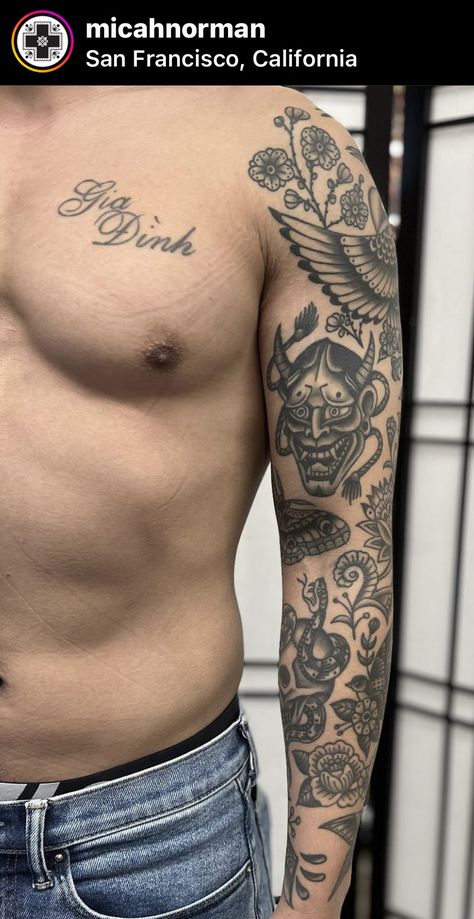 Blackwork Patchwork Sleeve, Stomach Tattoo Men, Traditional Tattoo Black And Grey, Patchwork Tattoos, Black And Grey Tattoos Sleeve, Patchwork Tattoo, Blackout Tattoo, Patchwork Sleeve, Stomach Tattoos