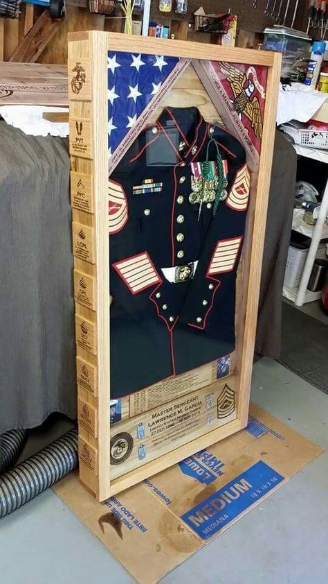 Shadow box/ chest ideas Usmc Shadow Box Ideas, Army Shadow Box Ideas, Usmc Retirement Gifts, Usmc Retirement, Uniform Display, Military Retirement Parties, Military Life Quotes, Usmc Quotes, Shadow Box Ideas