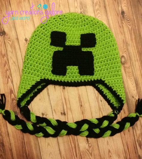 Crochet Minecraft Hat by YarnCreationsGalore on Etsy Minecraft Creatures, Minecraft Hat, Minecraft Crochet, Minecraft Pattern, Minion Crochet, Crochet Kids Hats, Crocheted Hat, Hat Ideas, Crochet Cross