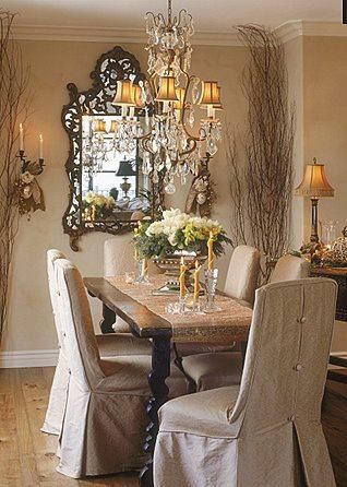 Dining Room French Country Dining Room, Country Dining Rooms, French Country Dining, Holiday Table Settings, Casa Vintage, Rustic Dining Room, Mirror On The Wall, Style At Home, French Decor