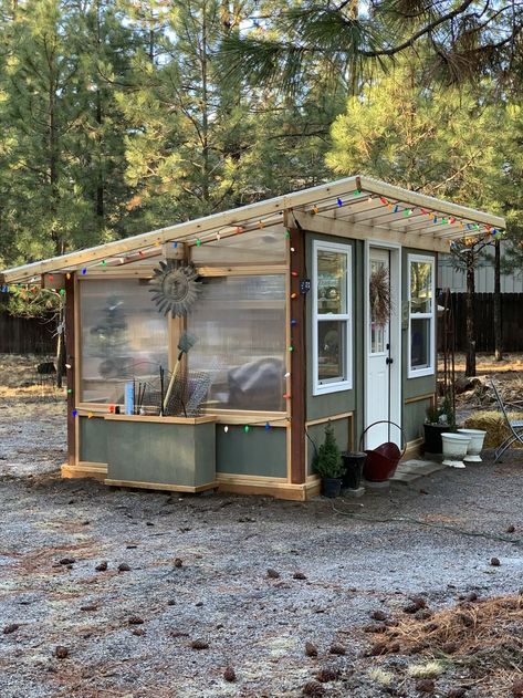 She Shed Greenhouse, Diy Greenhouse Plans, Build A Shed, Outdoor Greenhouse, Greenhouse Shed, Build A Greenhouse, Shed Building Plans, Home Greenhouse, Coop Plans