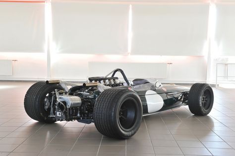 1966 Brabham-Repco BT20 Formula 1 Car Lamborghini Interior, Manly Things, Race Car Driving, Porsche Sports Car, Fast Sports Cars, F1 Cars, Go Car, Classic Racing Cars, Car Chevrolet