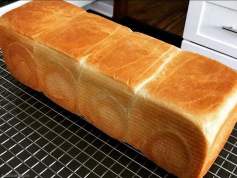 Soft & Delicious Sandwich Milk Bread (Pullman Loaves) - AeslinBakes Loaf Tin Recipes, Soft White Bread Recipe, Bread Recepies, Pullman Bread, Pullman Loaf, Brioche Bread Recipe, Milk Bread Recipe, Bread Dough Recipe, White Bread Recipe