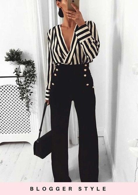 7bb060764a818184ebb1cc0d43d382aadesc47430303ri Style Bodysuit, Fashionable Work Outfit, Business Outfits Women, Over Shirt, Bodysuit Black, Professional Attire, Casual Work Outfits, Work Outfits Women, Professional Outfits