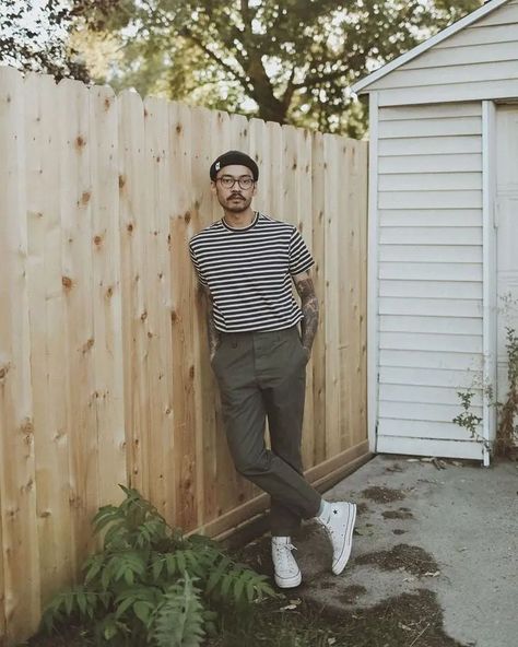 Frugal Male Fashion: 10 Affordable Wardrobe Staples That’ll Always be in Style – Svelte Magazine Men’s Vintage Tee Outfit, All Denim Mens Outfit, Mens Spring Fashion 2024, Mens Hipster Style, Mens Thrift Fashion, Money Practice, Male Hipster, Frugal Male Fashion, Minimalist Moda