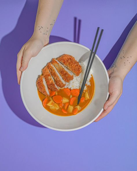 Eating Food Photoshoot Aesthetic, Japanese Curry Photography, Rice Photography Food Styling, Japanese Food Photography Styling, Katsu Photography, Curry Food Photography, Carrots On The Stove, Rice Food Photography, Aesthetic Food Photos