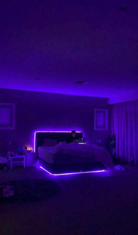 Room Ideas Lights, Light Up Bed, Light Purple Walls, Chill Room Ideas, Guys Room Aesthetic, Purple Led Lights, Vibe Rooms, Neon Bedroom, Couple Room