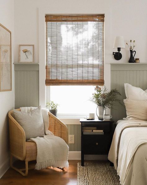 A cozy #citizenmade corner. 📷: @helloimaubs Citizenry Bedroom, Rustic Wainscoting Ideas, Wainscoting Ideas Bedroom, Beadboard Bedroom, Rustic Wainscoting, Wainscoting Ideas, Beadboard Wainscoting, Bedroom Reveal, Cozy Farmhouse