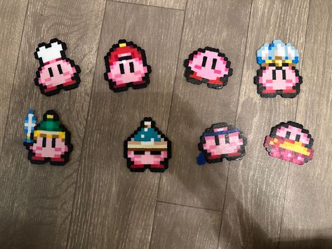 Perler Creations Kawaii, Pikmin Pixel Art, Kirby Perler Bead Patterns, Perler Bead Keychain Ideas, Animal Crossing Perler Beads, Kirby Perler Beads, Aqua Beads Patterns Easy, Perler Beads Minecraft, Hama Art